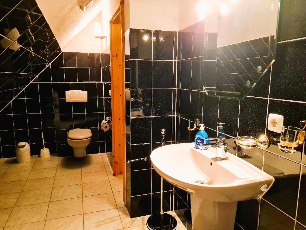 Alte Und Neue Buednerei Apartment Groß Zicker Bagian luar foto