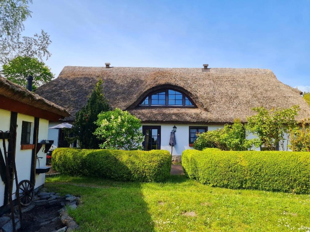 Alte Und Neue Buednerei Apartment Groß Zicker Bagian luar foto